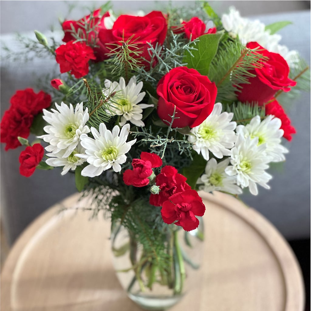 Seasonal Magic Bouquet – Albertsons, Pleasanton CA
