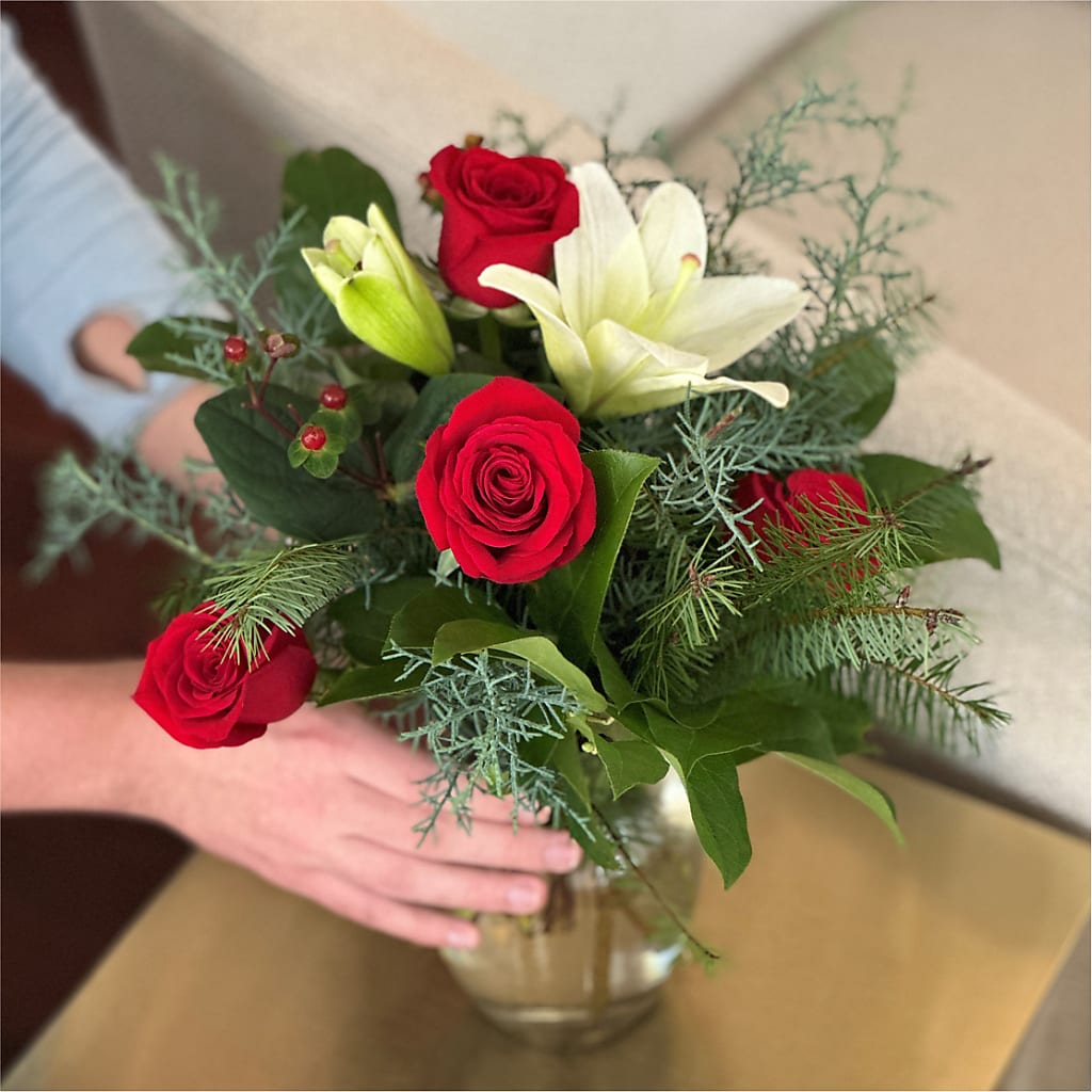 Glittering Lights Bouquet – Albertsons, Pleasanton CA