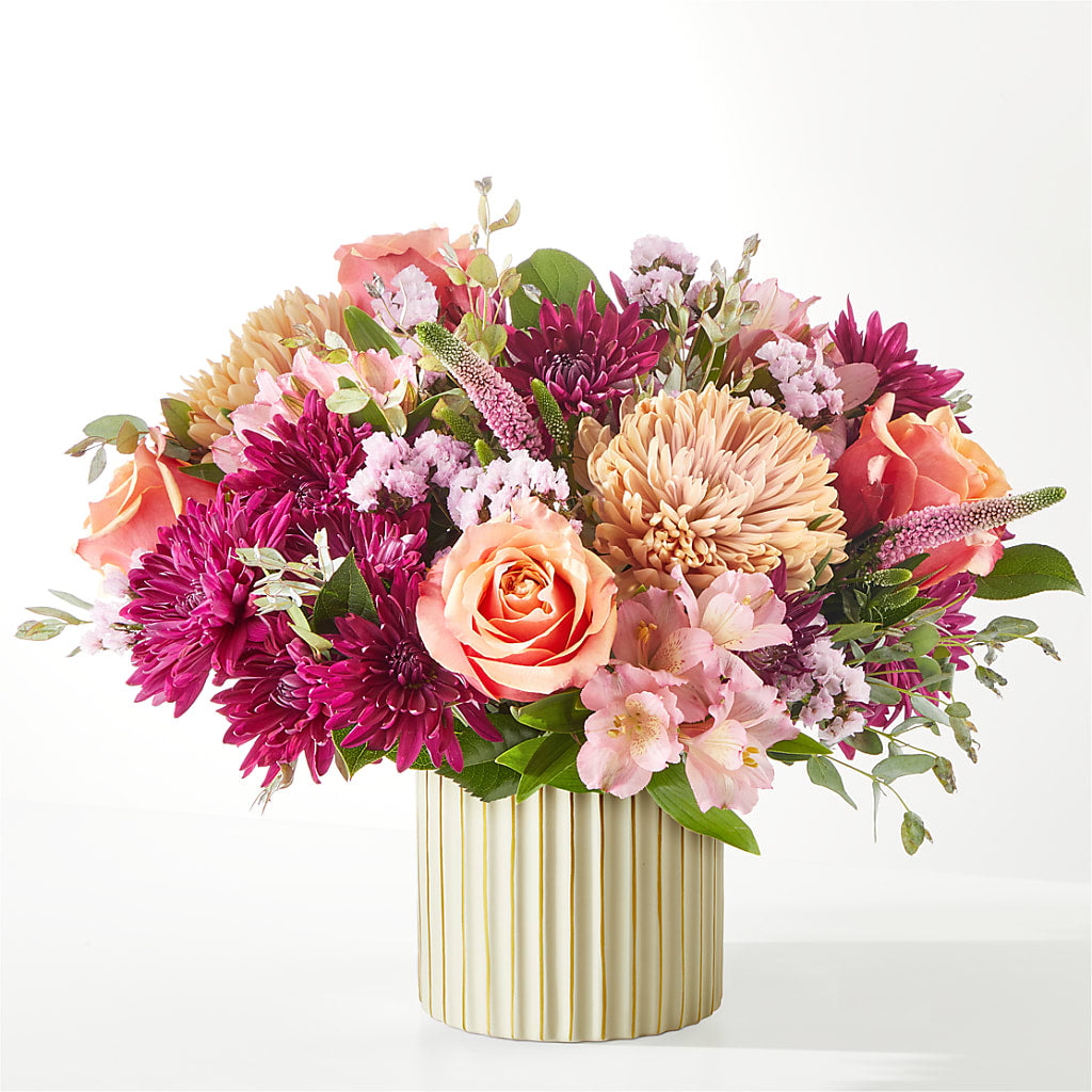 Berry Cobbler Bouquet with Ivory Vase –  Albertsons, Pleasanton CA